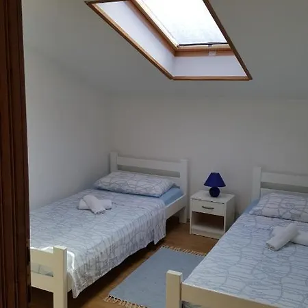 Apartman Mery Stinjan Apartment